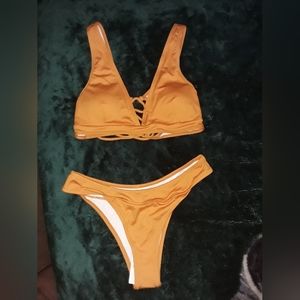 NWT Yellow Cupshe Bikini